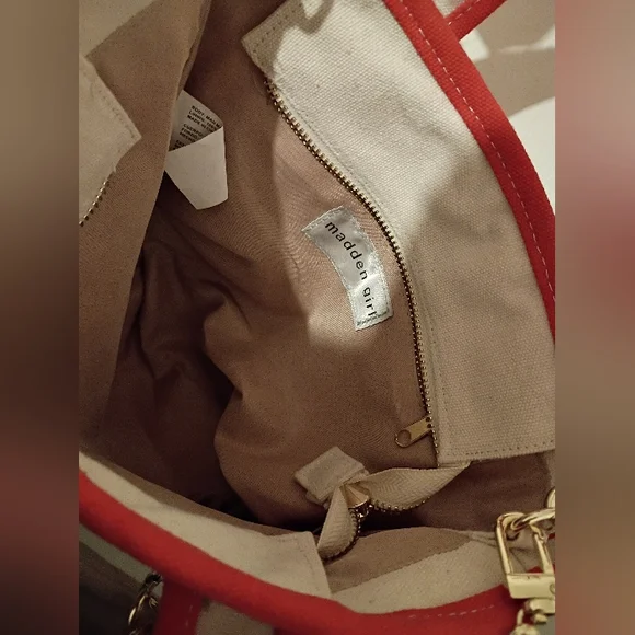 Madden Girl Cream White Chilli Pepper Themed 🌶️ Crossbody Purse - Picture 5 of 8